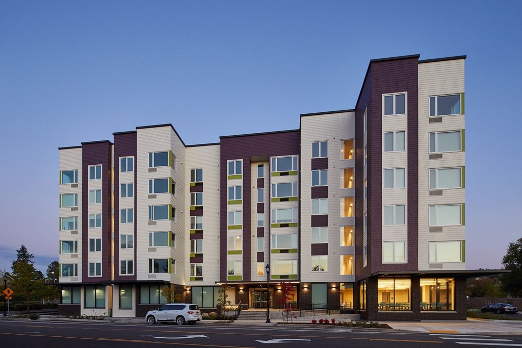 Fuller Station_Exterior