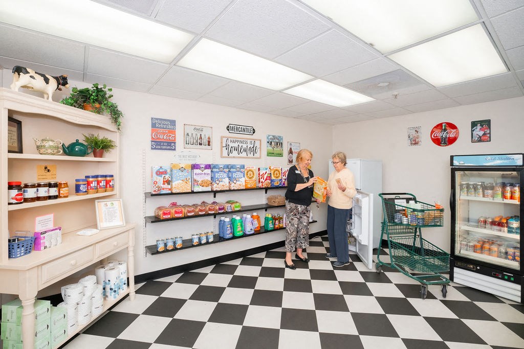 Creekside Village_Store