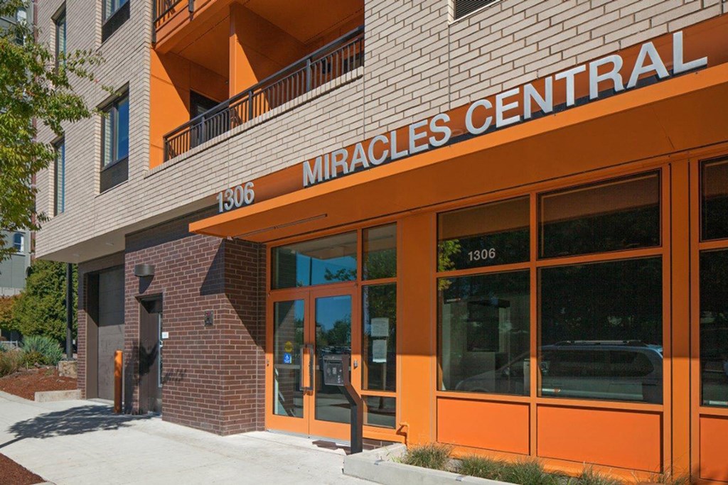 Miracles Central