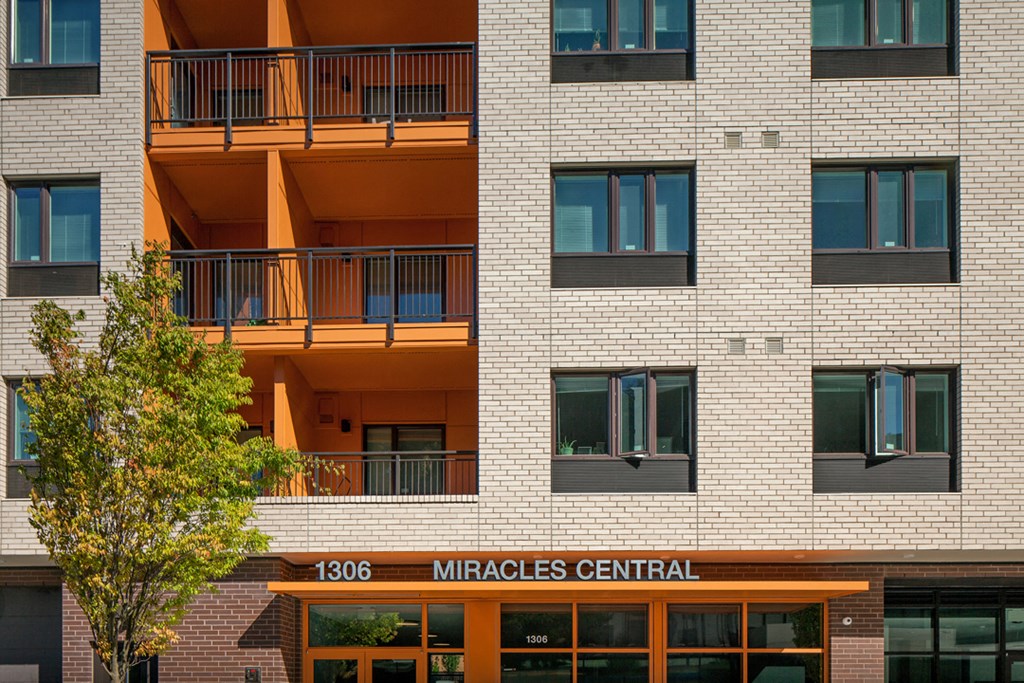 Miracles Central