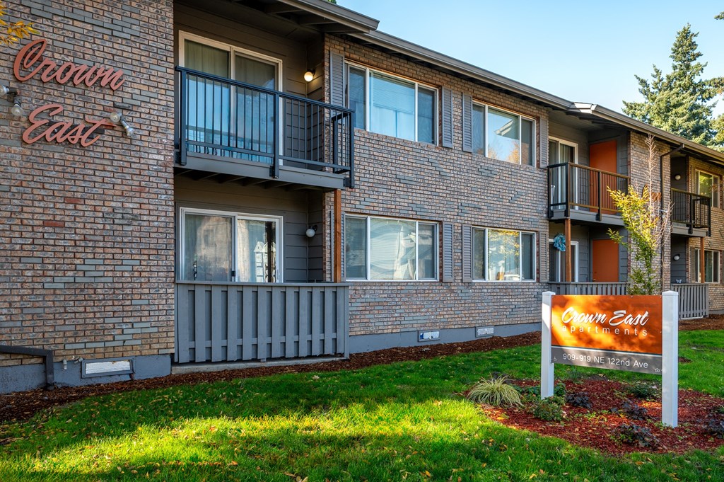 the building in which the hotel is located