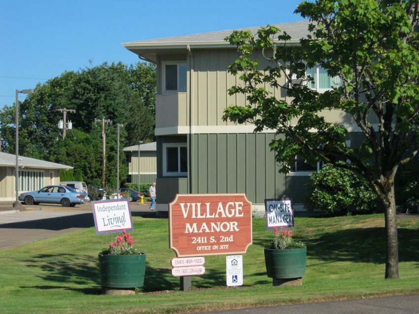 Village Manor - Photo Gallery 1