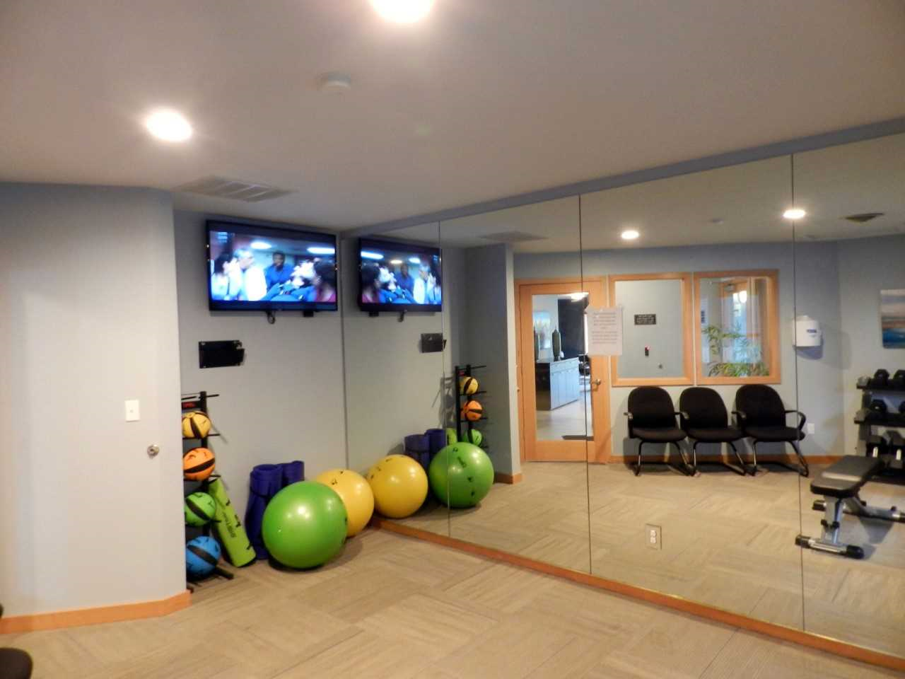 Sunpointe_Photo_Yoga