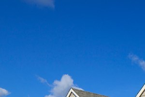 SuzannPlaza_Photo_Apartmentexterior - Photo Gallery 2
