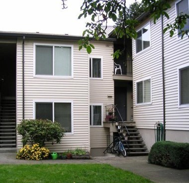 1330 SE Taylor Street 1 Apartment for Rent