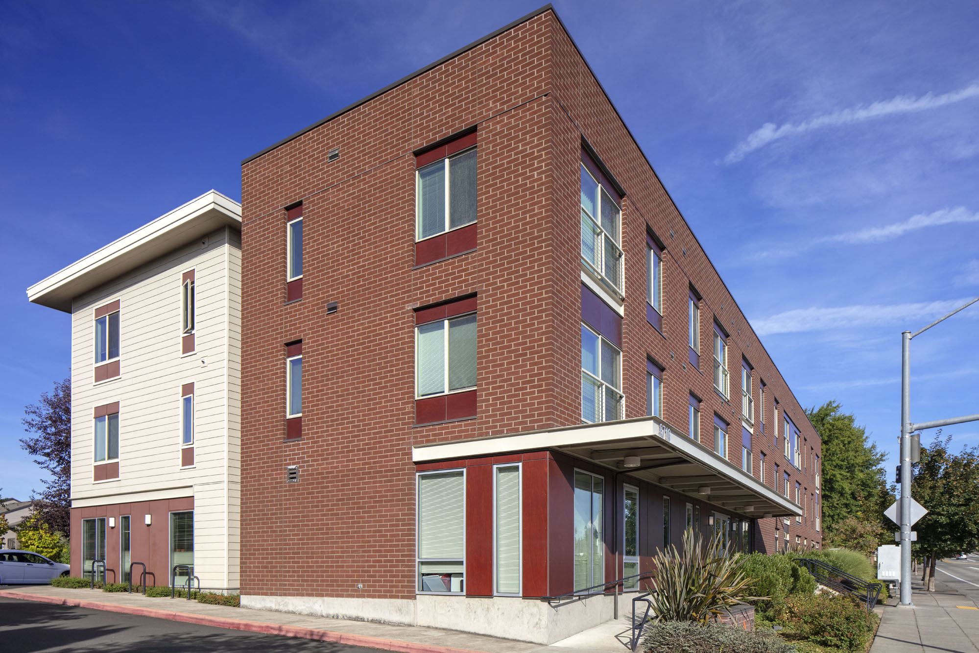 TownCenterStation_Photo_MainBuilding