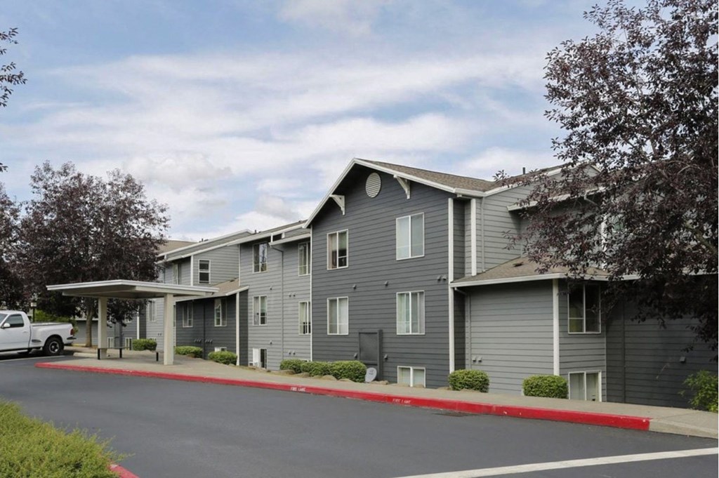 Troutdale Terrace Exterior