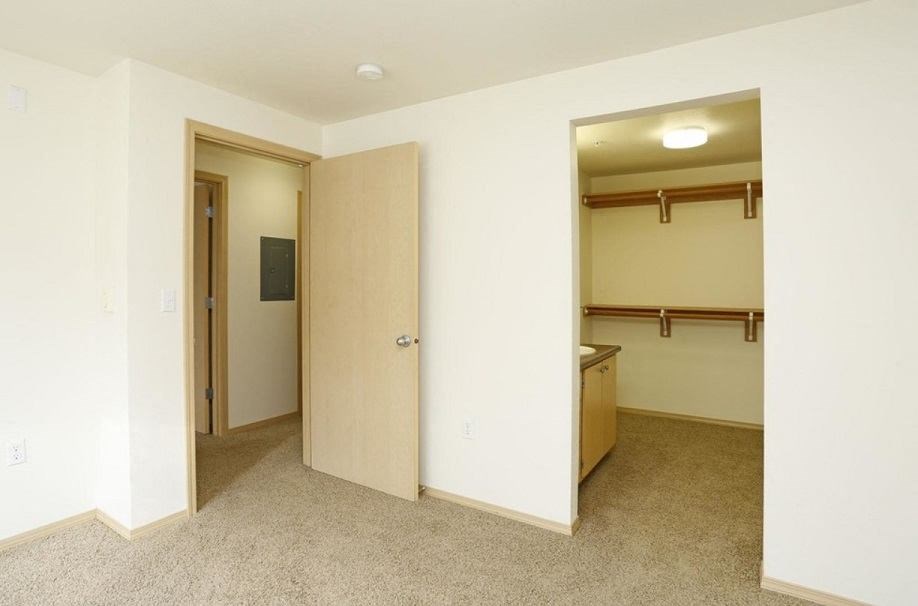 Troutdale Terrace Apartment Homes