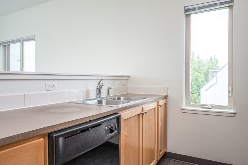 Town Center Station Apartments