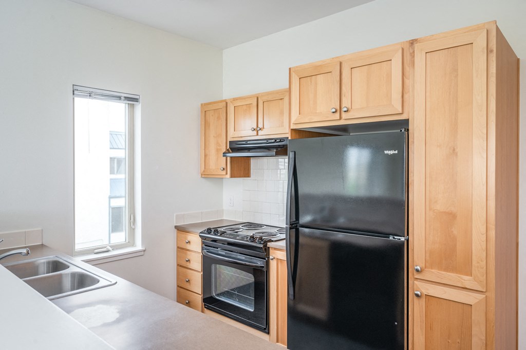 Town Center Station Apartments