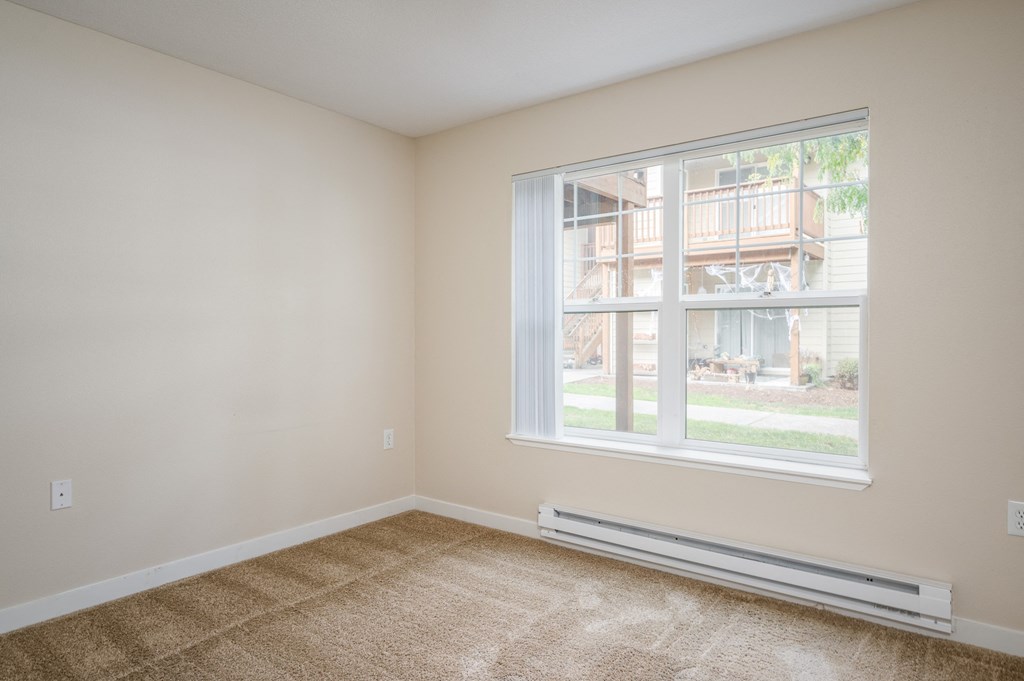 Suzann Plaza 2 Bed x 2 Bath