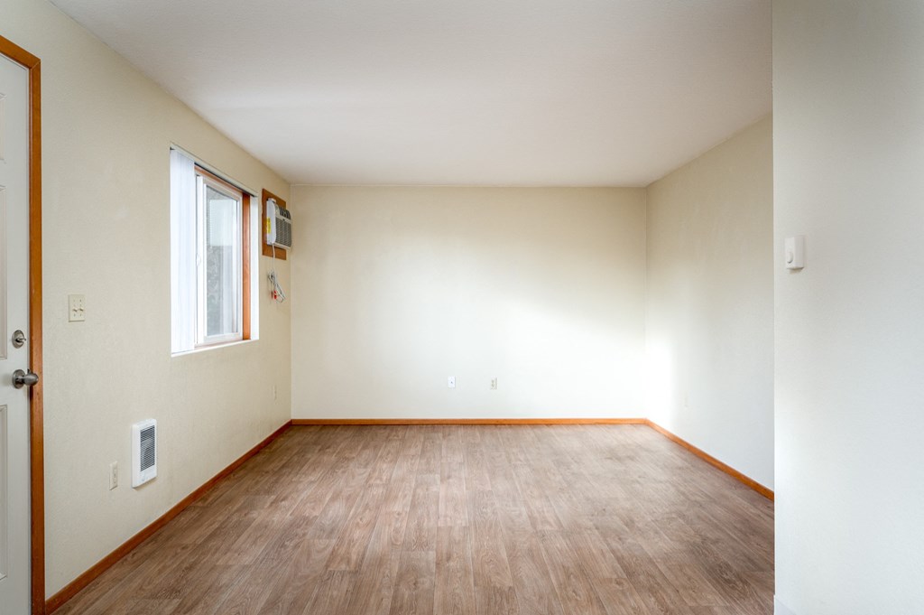 Sunrise Estates 2-Bedroom Home