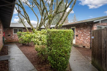 Penzance Court_exterior - Photo Gallery 3