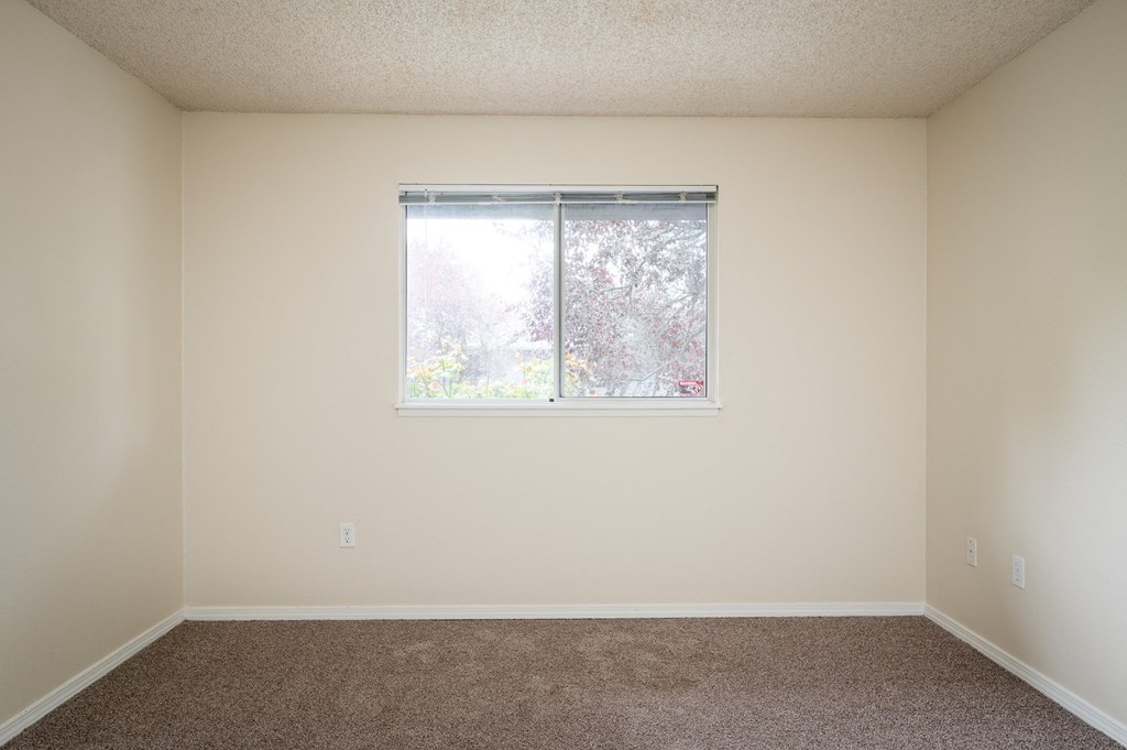 Oak Creek_One-Bedroom Home