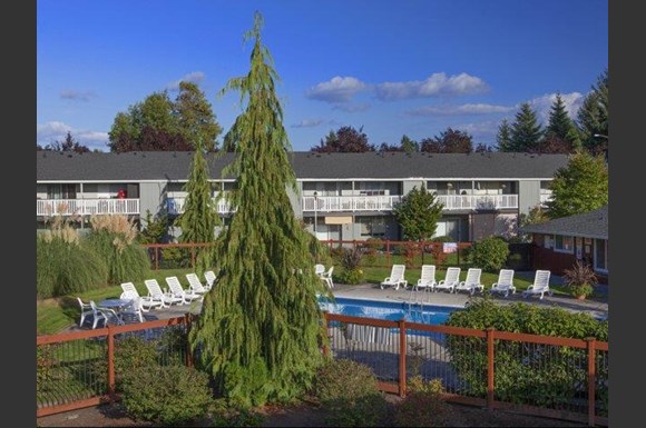 Oak Creek Apartments Ne 49th St Vancouver Wa Rentcafe