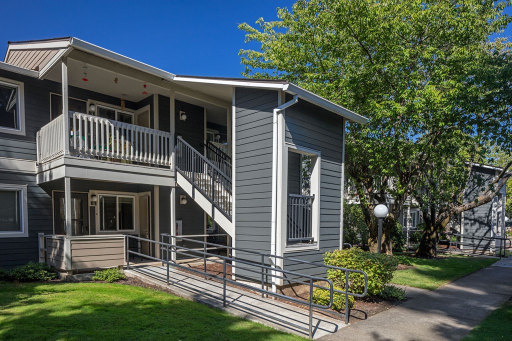 Stewart Terrace_GroundsStewart Terrace_Grounds