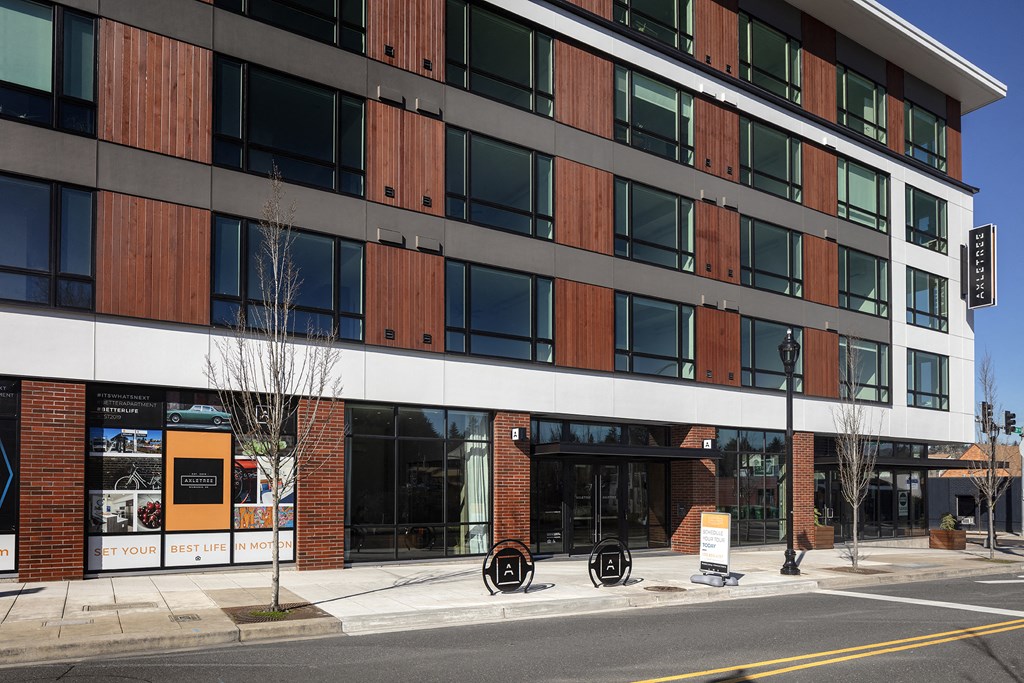 Axletree Apartments_Commerical Space