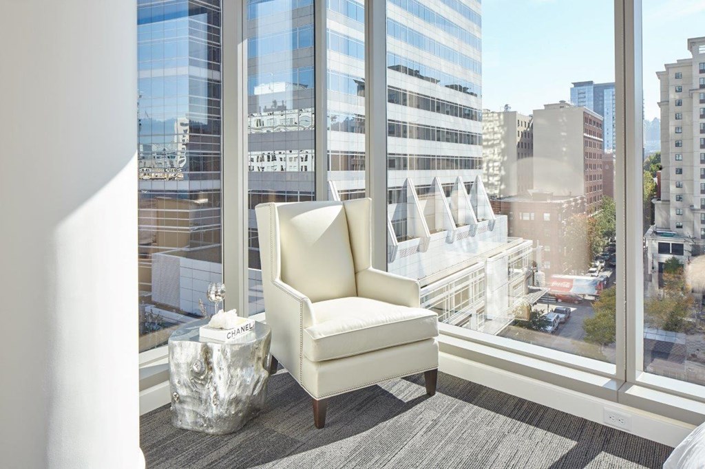 Park Avenue West_Apartment Homes _One Bedroom