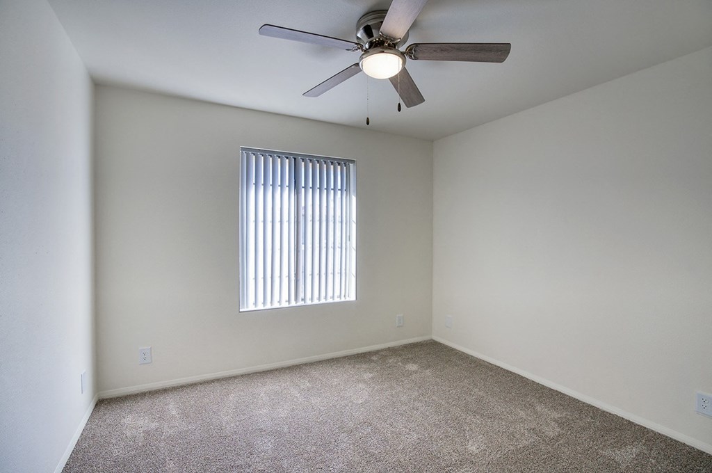 Coronado Glen Apartment Home