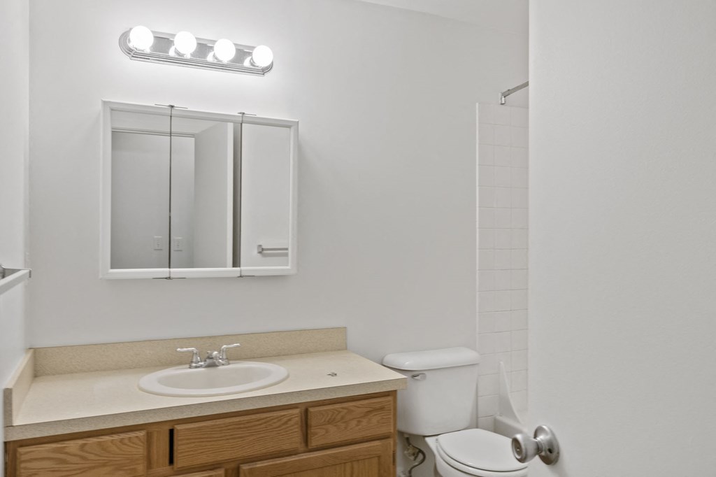 Whisperwood_Apartment Home