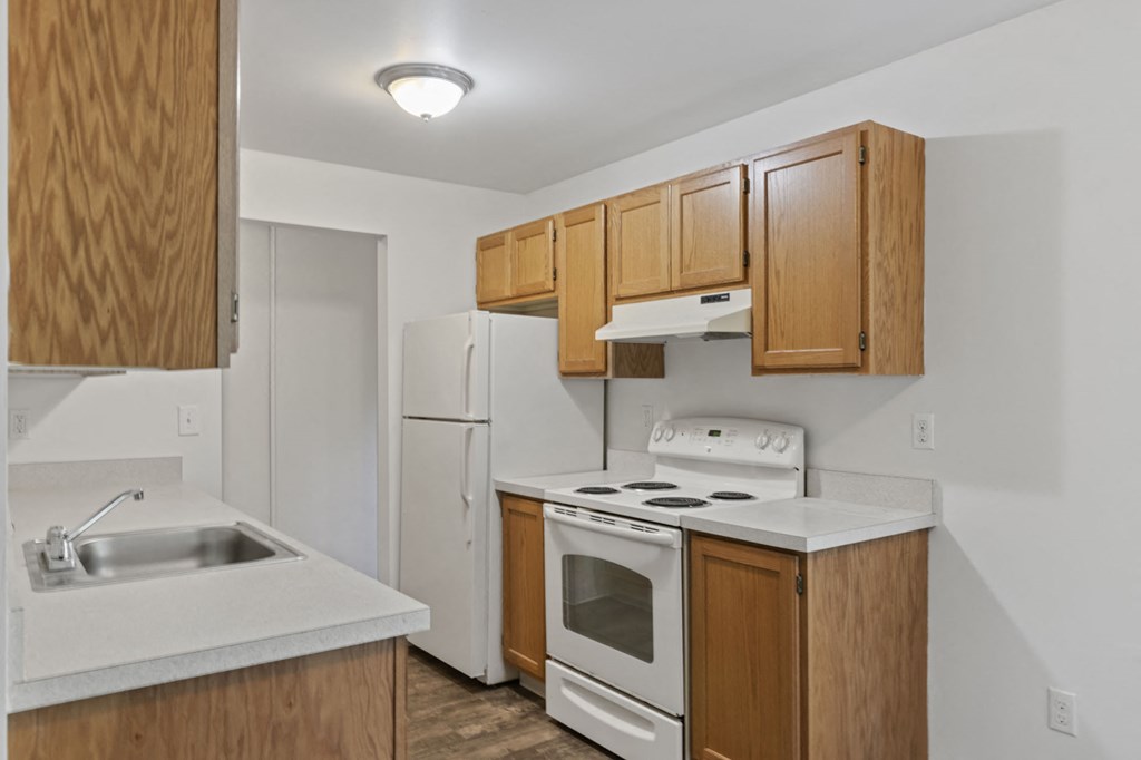 Whisperwood Apartment Homes