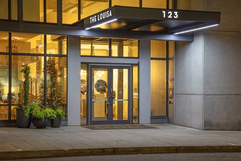 the lobby of the odyssey hotel at night