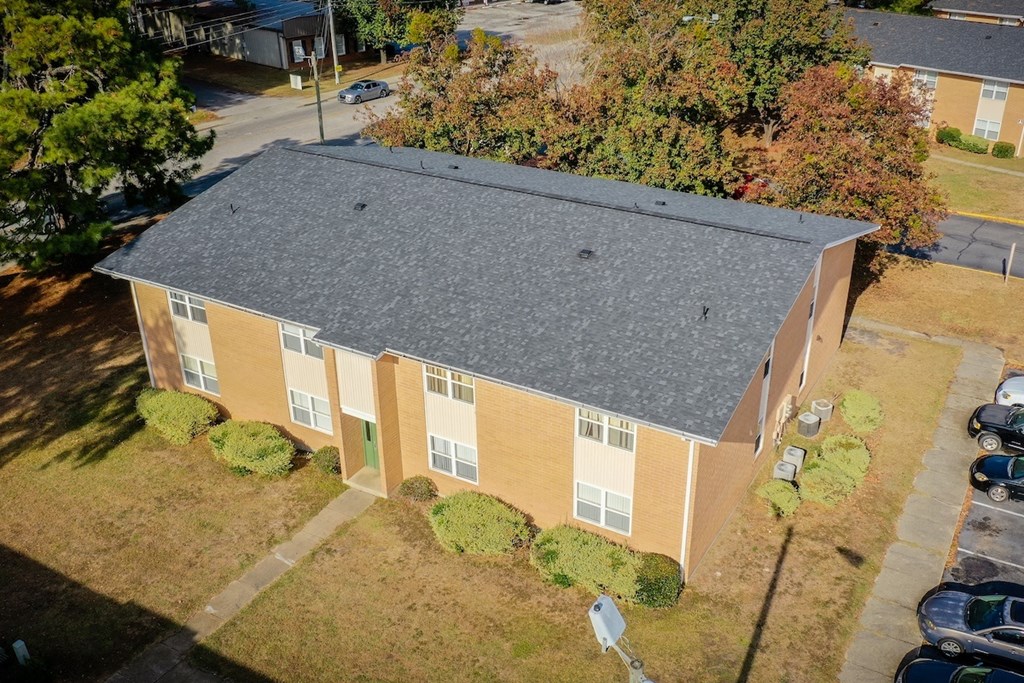 Poplar Square Apartments