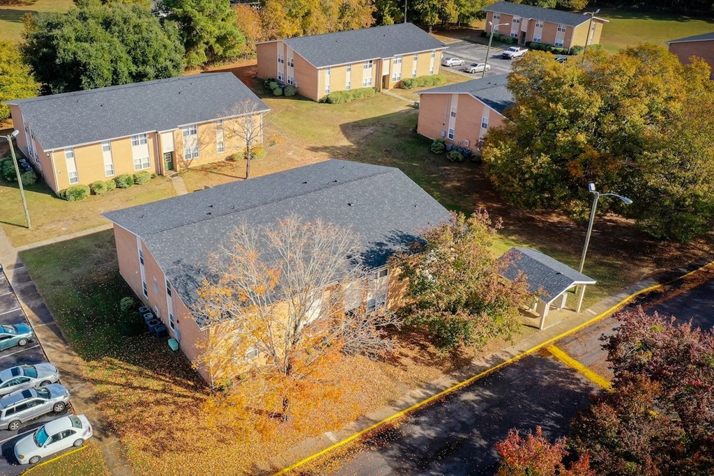 Poplar Square Apartments