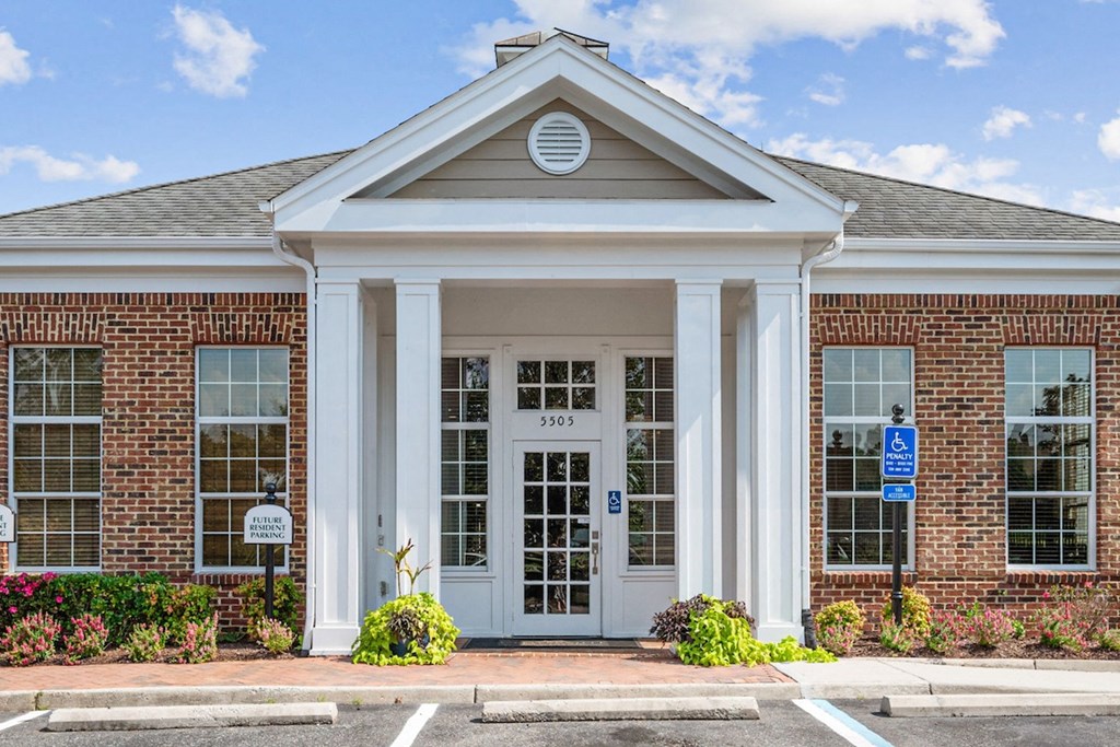 The entrance to the clubhouse and leasing office at Centerville Manor Apartments