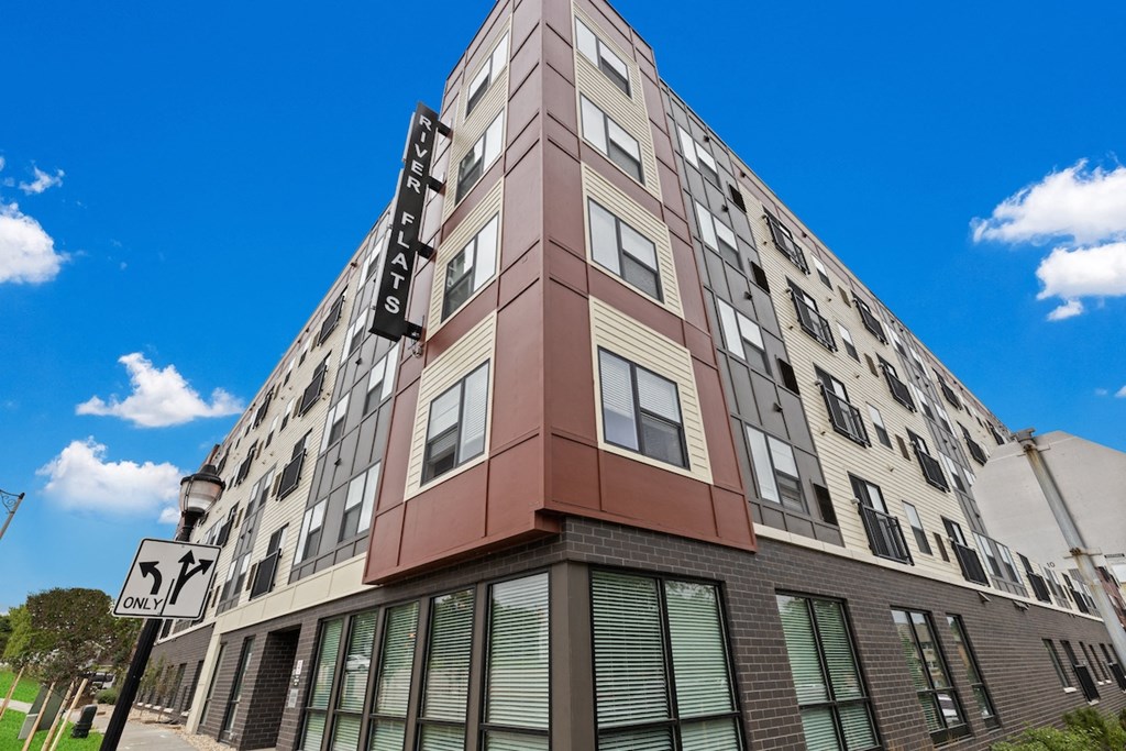 River Flats Apartments, 200 N Jackson St, Janesville, WI RentCafe