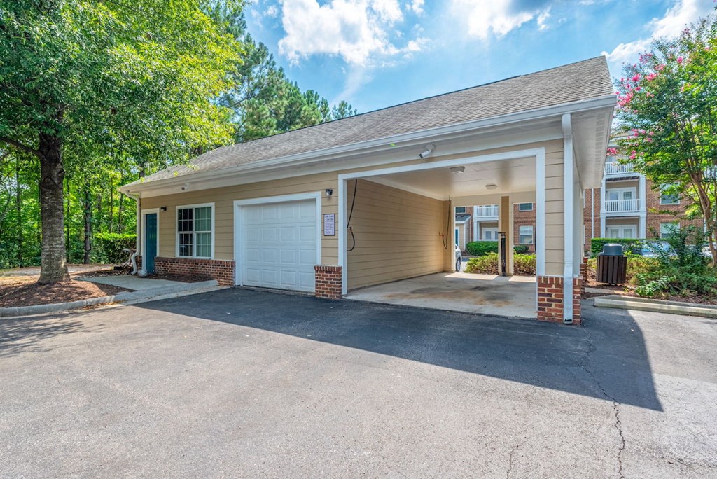the car care center at Centerville Manor for washing and cleaning cars