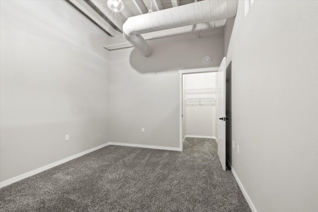 spacious 1, 2, and 3-bedroom affordable apartments at Brooke Street Lofts