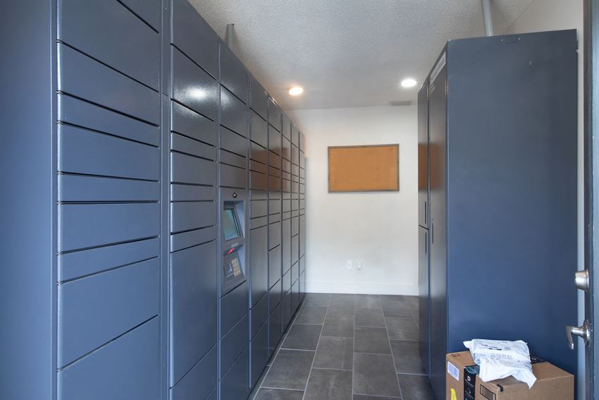 Huntleigh Woods Apartments