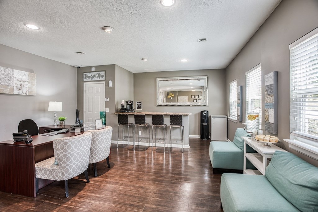 The leasing area, refreshment bar, and sitting area in the Trails at Alabaster clubhouse