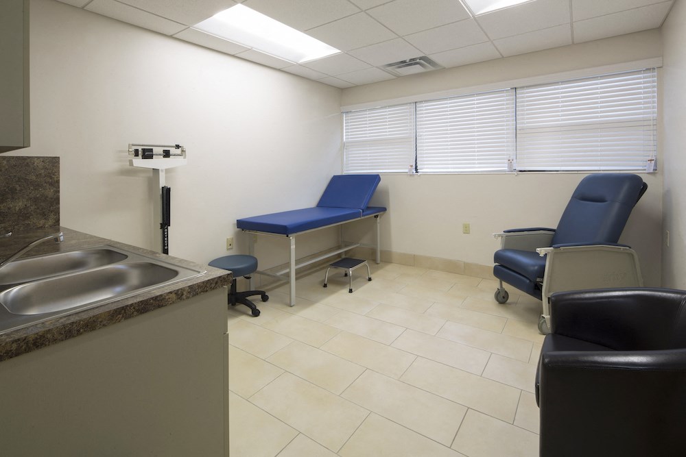 Mount Carmel Gardens senior apartments in jacksonville, florida medical office