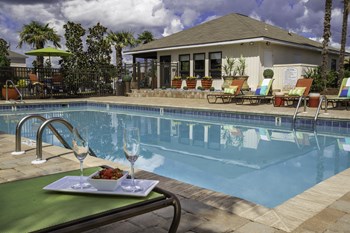 swimming pool at The Mills at 601, Prattville, Alabama - Photo Gallery 3