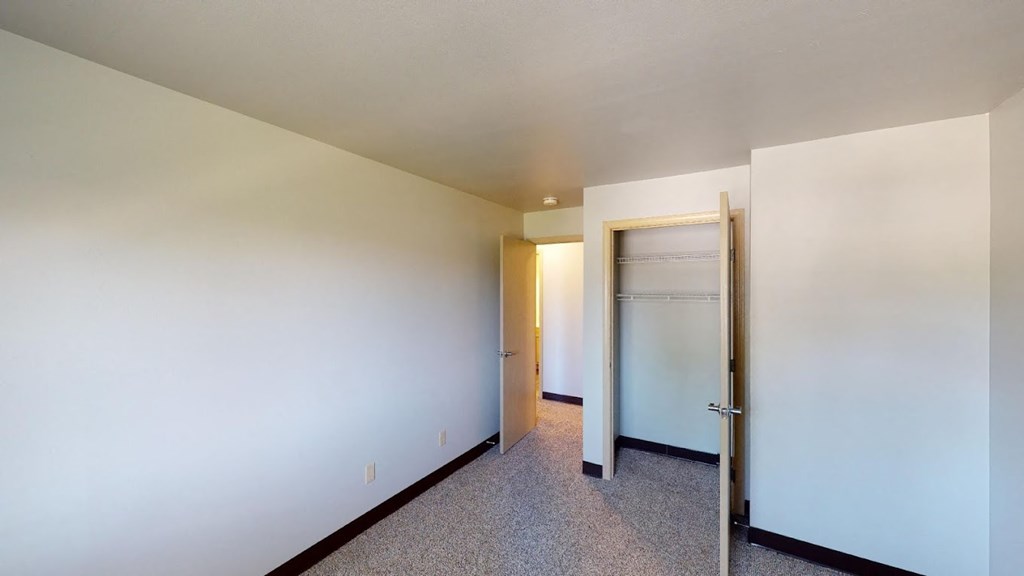 Parkcrest Apartments