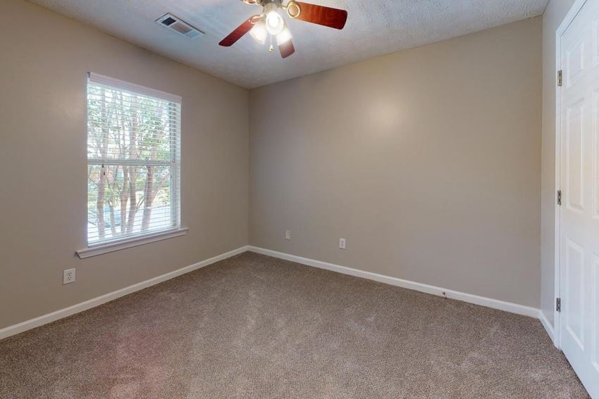 The Point At Fairview Apartments