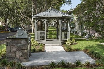 Gazebo and Outdoor Grill at Terraces at Clearwater Beach Apartments in Clearwater, Florida