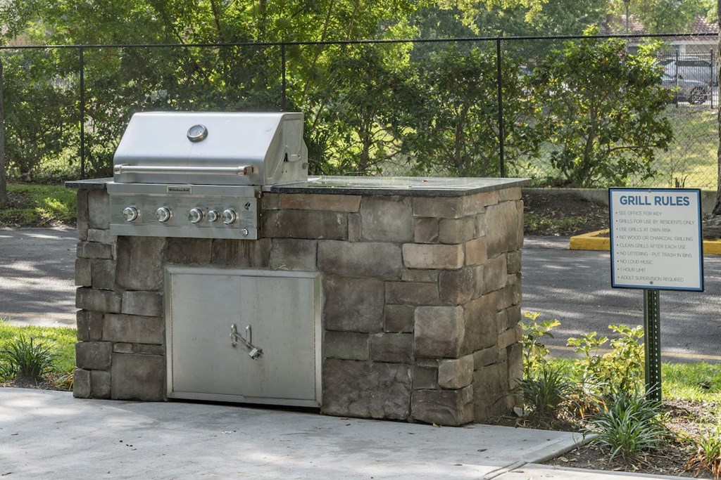 large grill and prep station at Terraces at Clearwater Beach, Clearwater, 33756