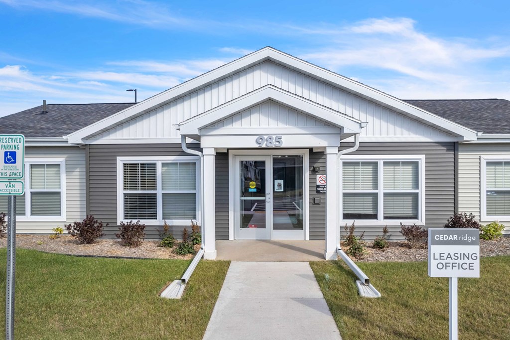 Cedar Ridge Apartments