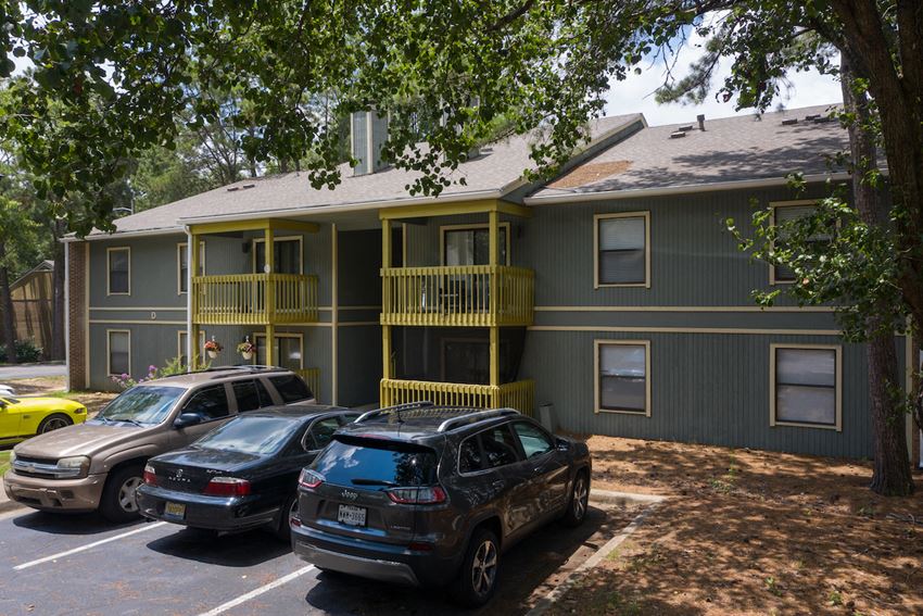 Zelda Pointe Apartments