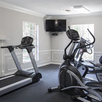 Fitness Center at Hampton House Apartments in Jackson, MS