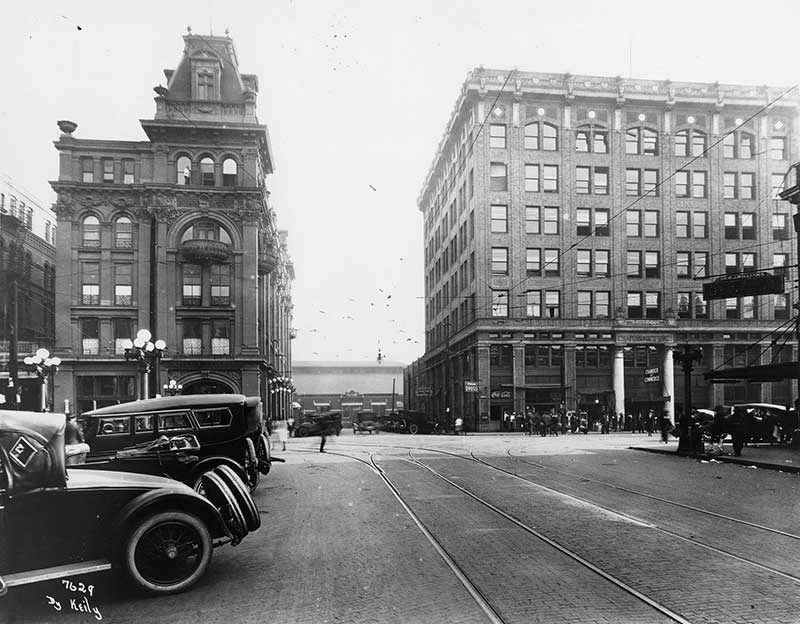 Historic Building at Jemison Flats, Birmingham, AL, 35203