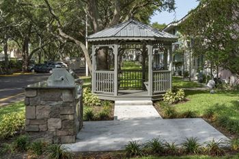 Gazebo and Outdoor Grill at Terraces at Clearwater Beach Apartments in Clearwater, Florida