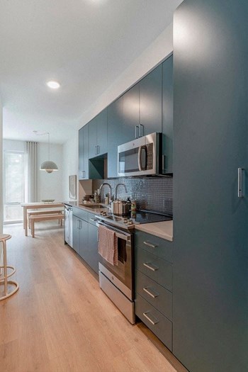 132 Yale Ave. Studio-4 Beds Apartment for Rent - Photo Gallery 5