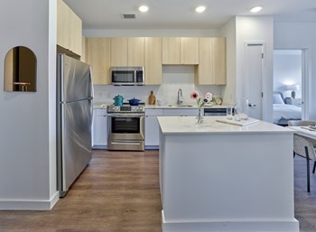 81 Monroe Street Studio-2 Beds Apartment for Rent - Photo Gallery 28