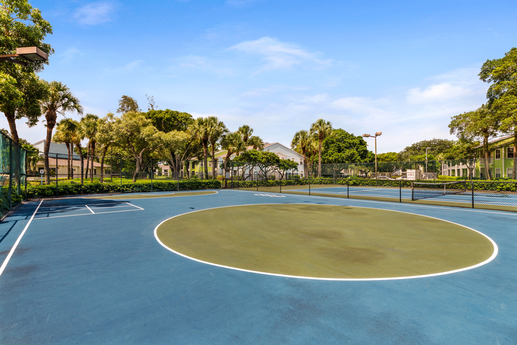 Turtle Cove Apartments