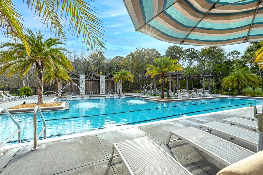 the swimming pool at the resort at longboat key club