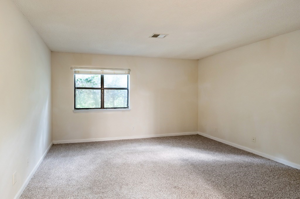 The Falls At Sope Creek Apartments